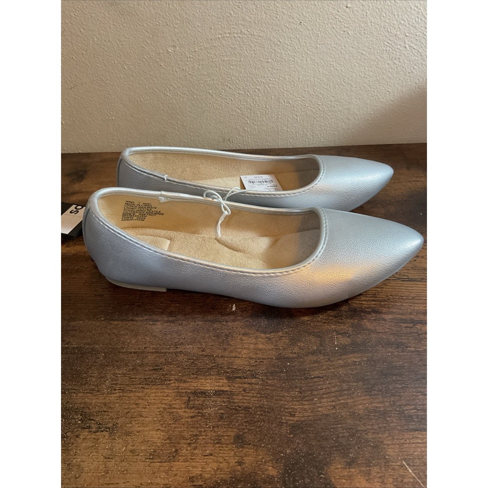 New-SO- Neema Women's Pointed Ballet Flat Silver Size 7